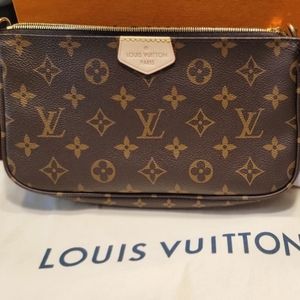 Louis Vuitton Pochette Accessoires